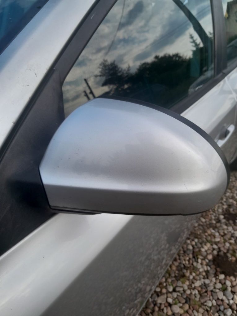 Lusterka boczne Kia Ceed 2007r kod lakieru 9S