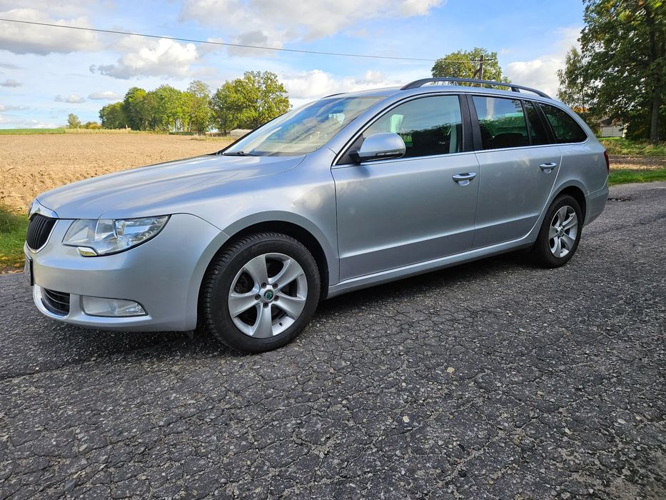 Skoda Superb 2.0 TDI bardzo mały przebieg
