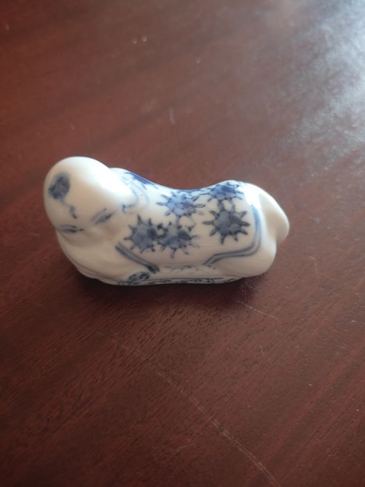 Pousa talheres em porcelana