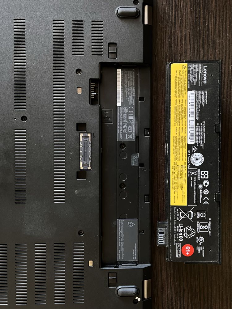 Ноутбук Lenovo Think pad T570 + док станція в подарунок