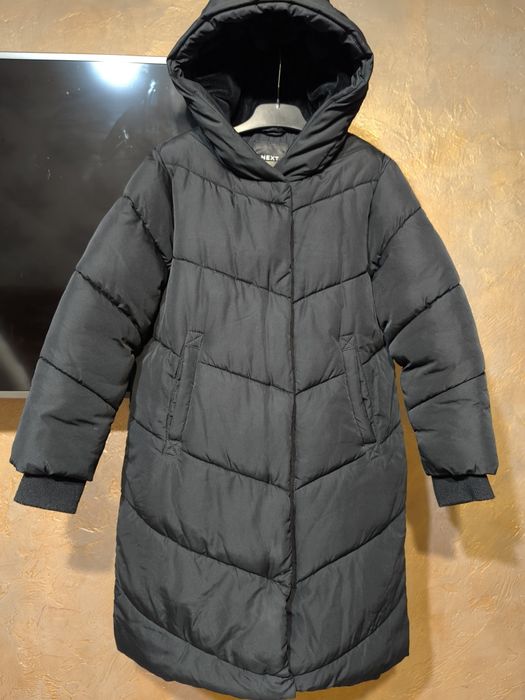 Куртка зимова на дівчинку 104  і 122