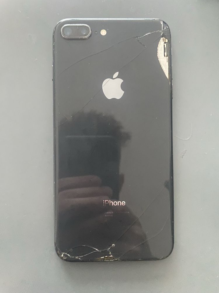 Iphone 8 plus 64 GB sprawny 100%