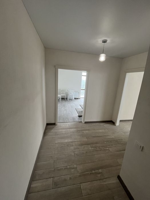 Продаж трикімнатної дворівневої квартири  Космонавтів.       ID-50-2