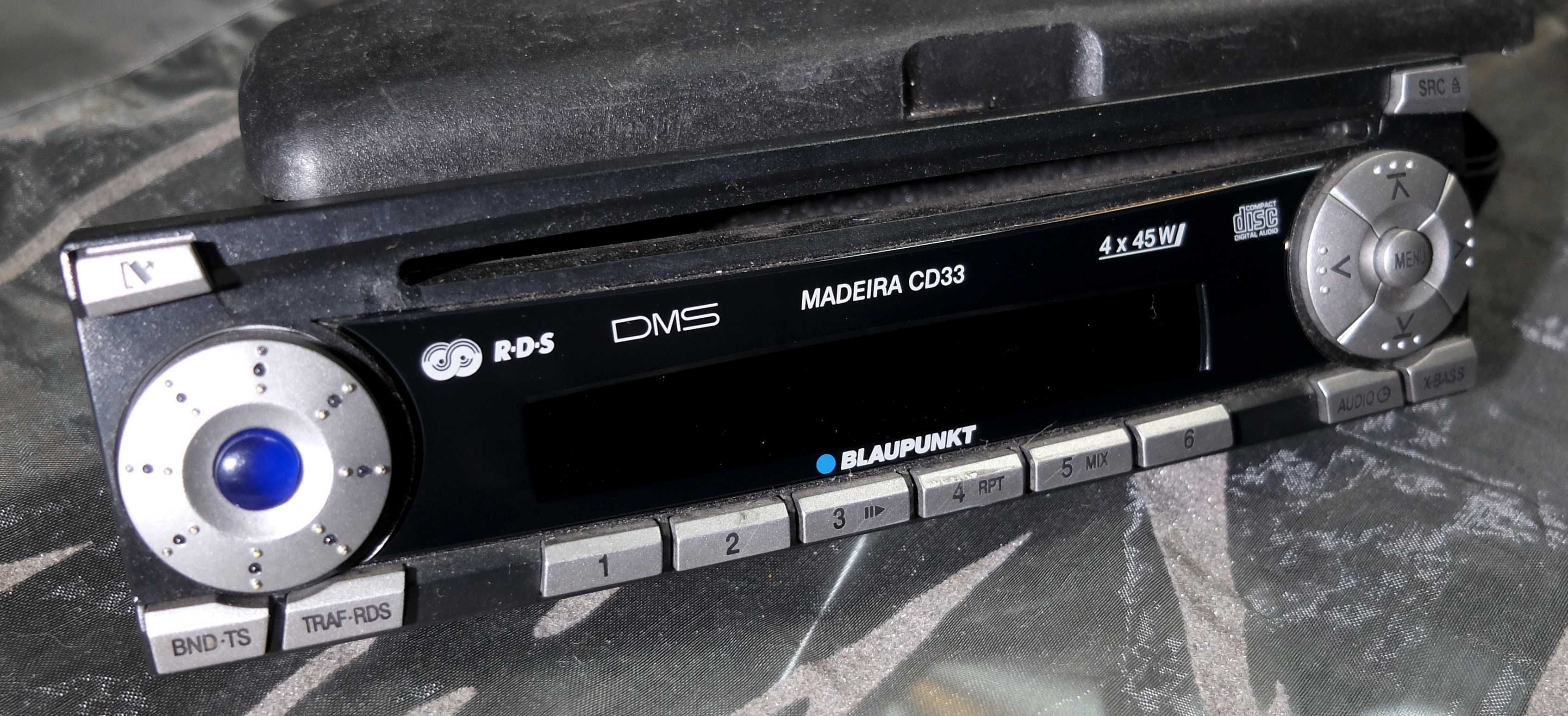 Auto-rádio Blaupunkt MADEIRA CD-33 - Parte frontal apenas