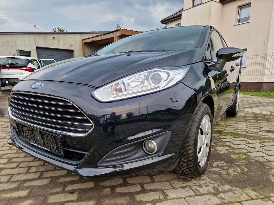 Ford Fiesta Fiesta titanum bogate wyposażenie