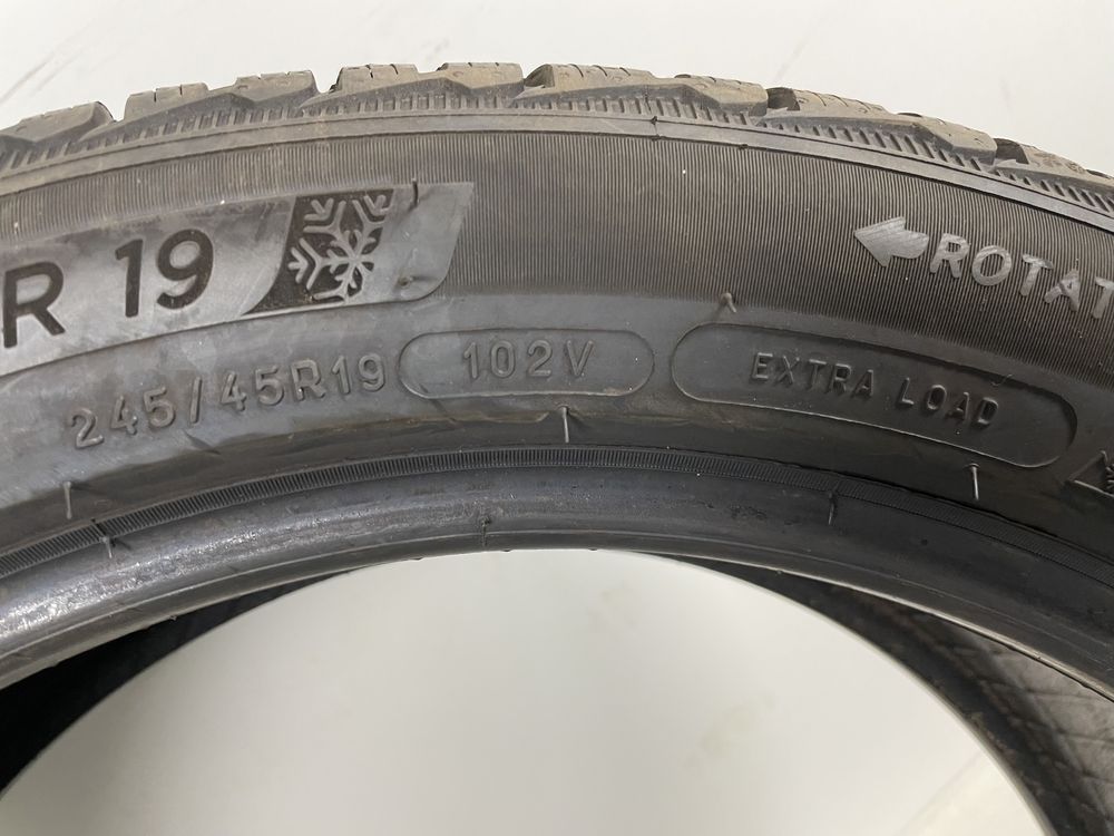 245/45R19 102V Michelin Pilot Alpin 5 AO KOMPLET