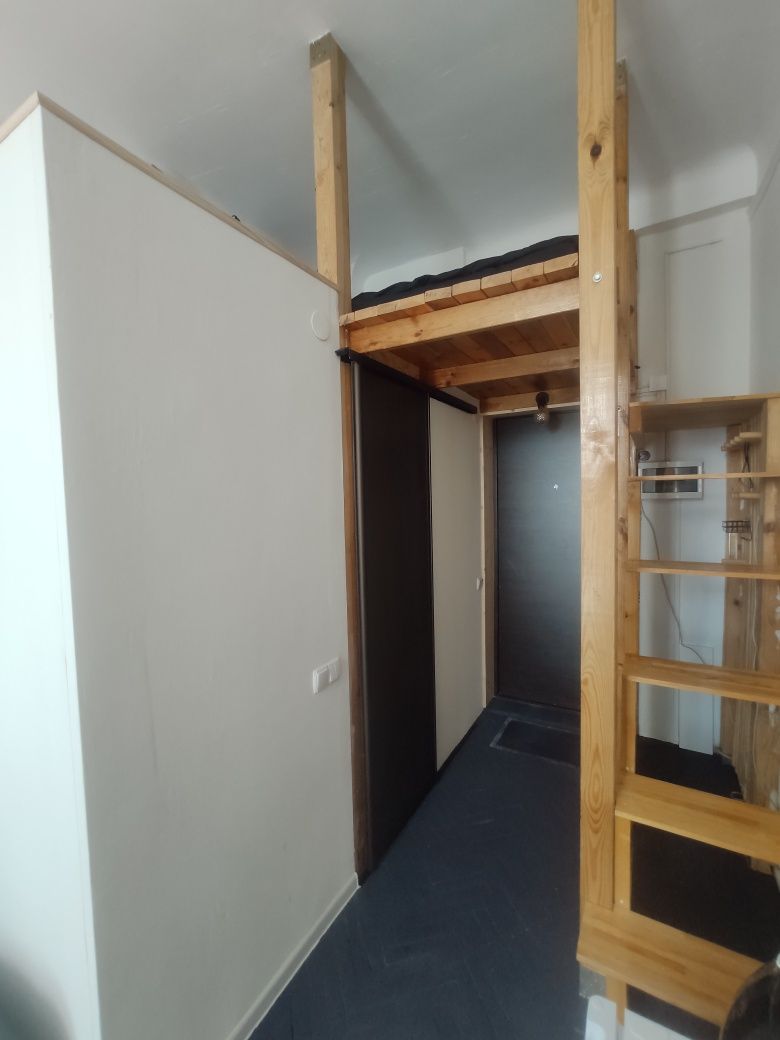 2-уровневая комната-студия Центр, метро Гагарина, вариант еВiдновлення