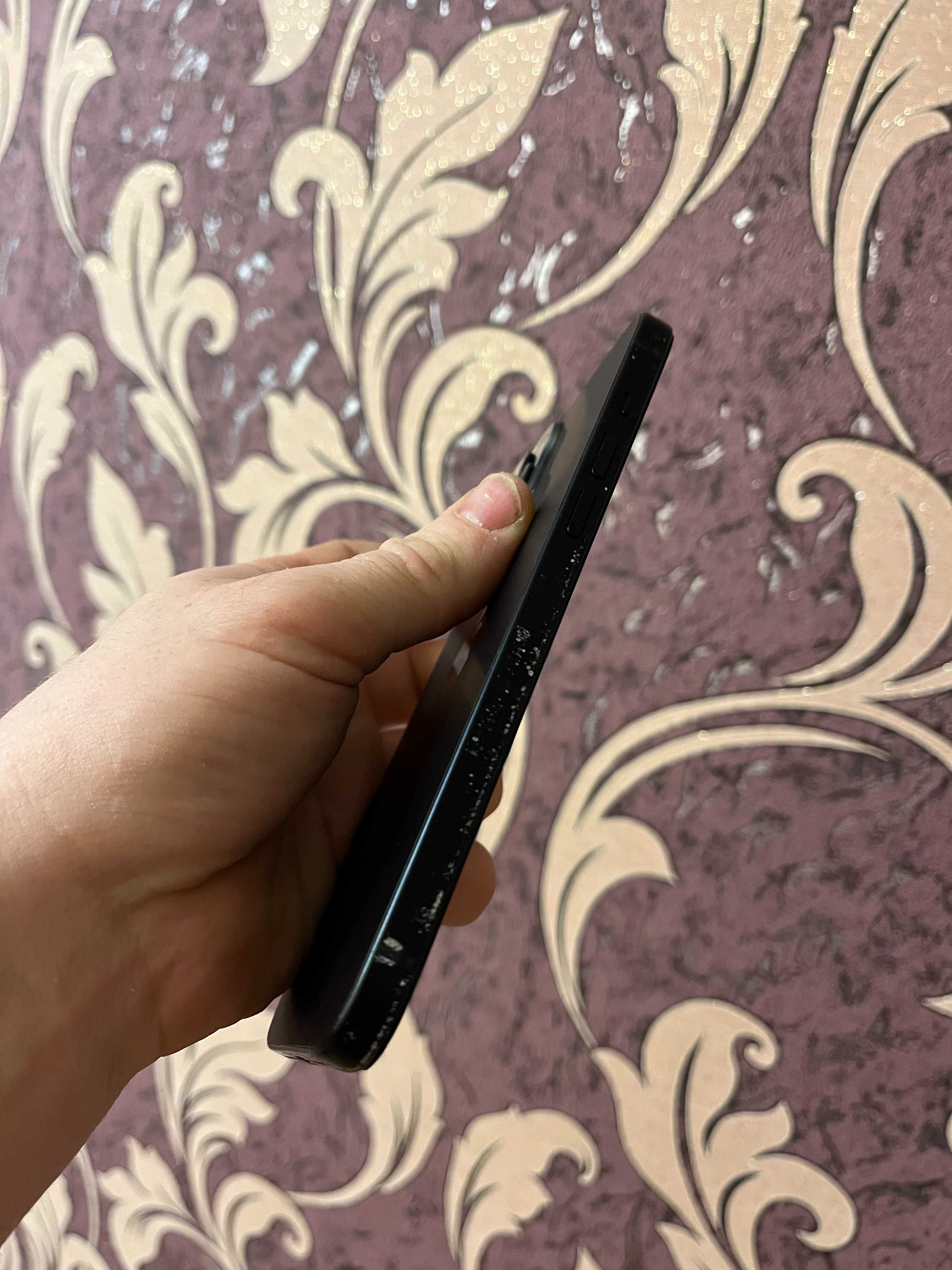 Iphone 15 128gb R-sim (Не працює з Украінськими операторами)