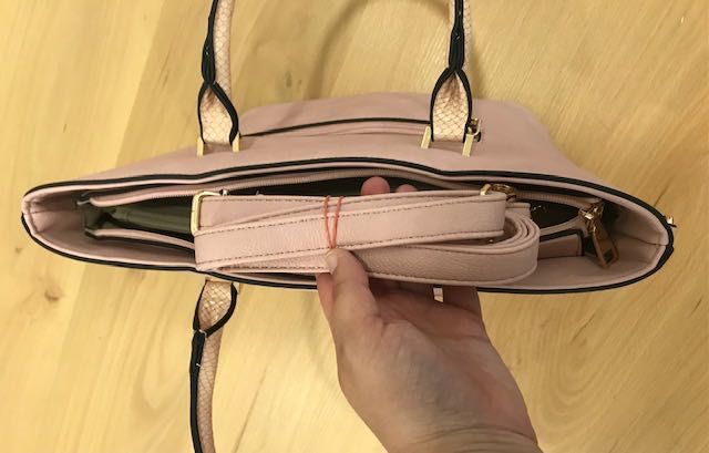 Mala NOVA (com etiqueta) super gira