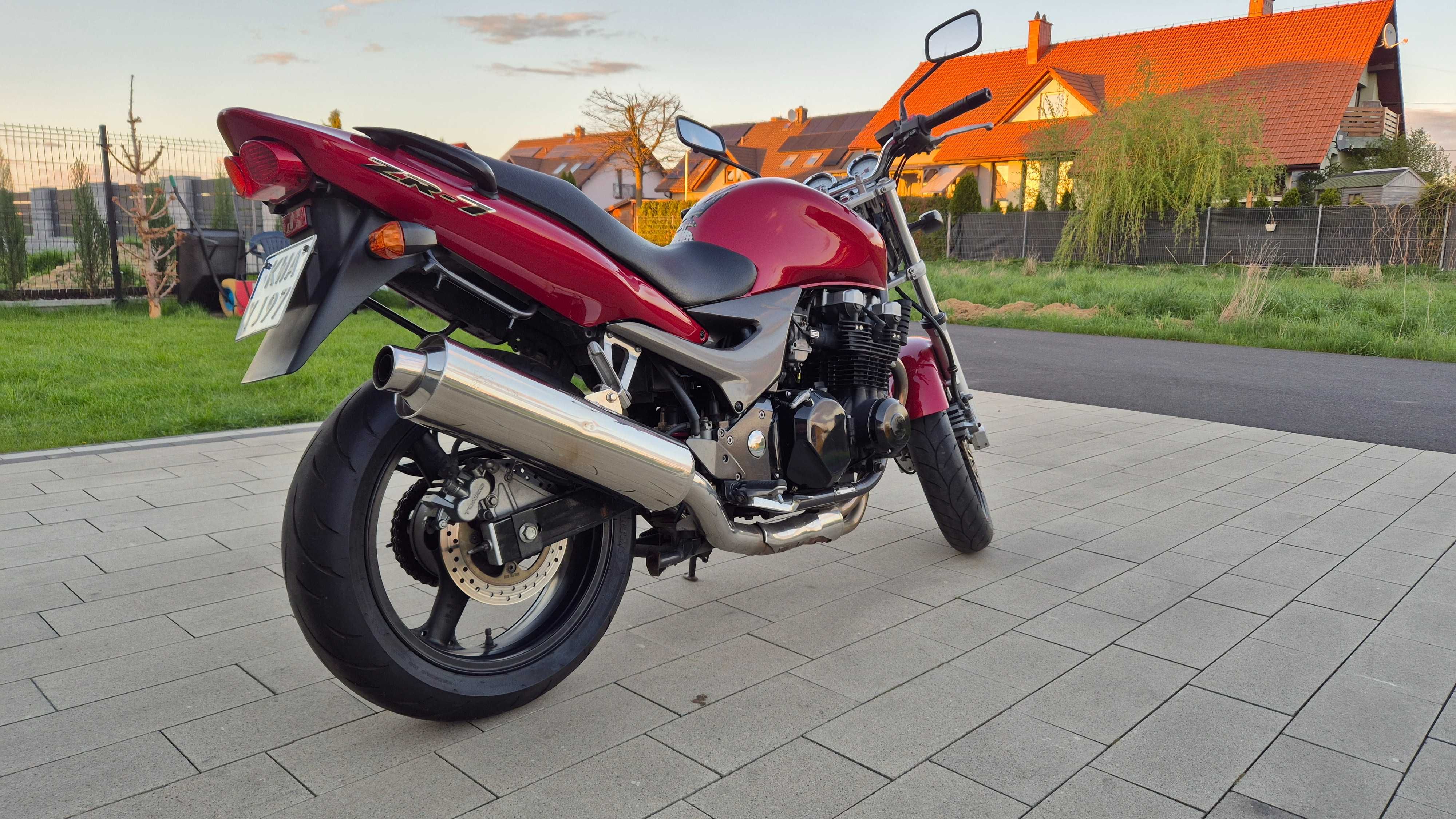 Kawasaki ZR-7 750ccm 2003r. 30 000 km