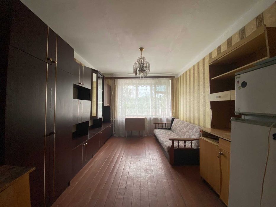 Здаю кімнату в гуртожитку на Бамі