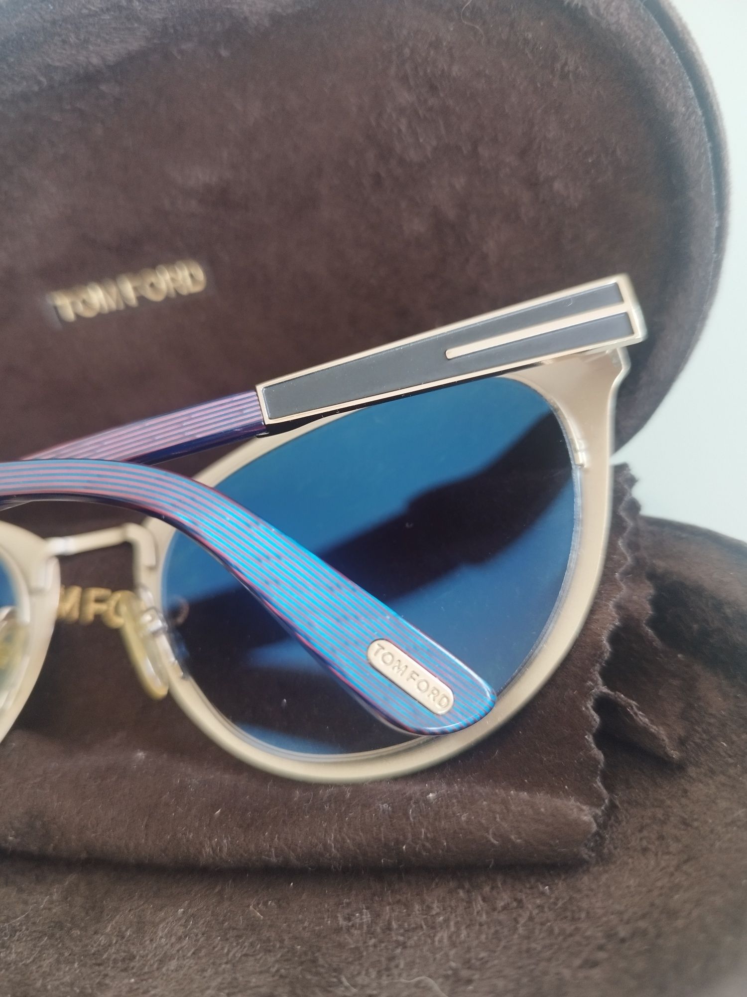 Lindos óculos de sol Tom Ford estdo muito bom. Modelos Nina