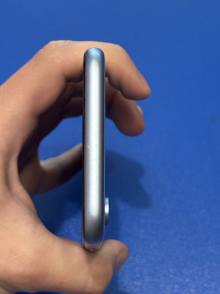 iPhone XR 64 gb.