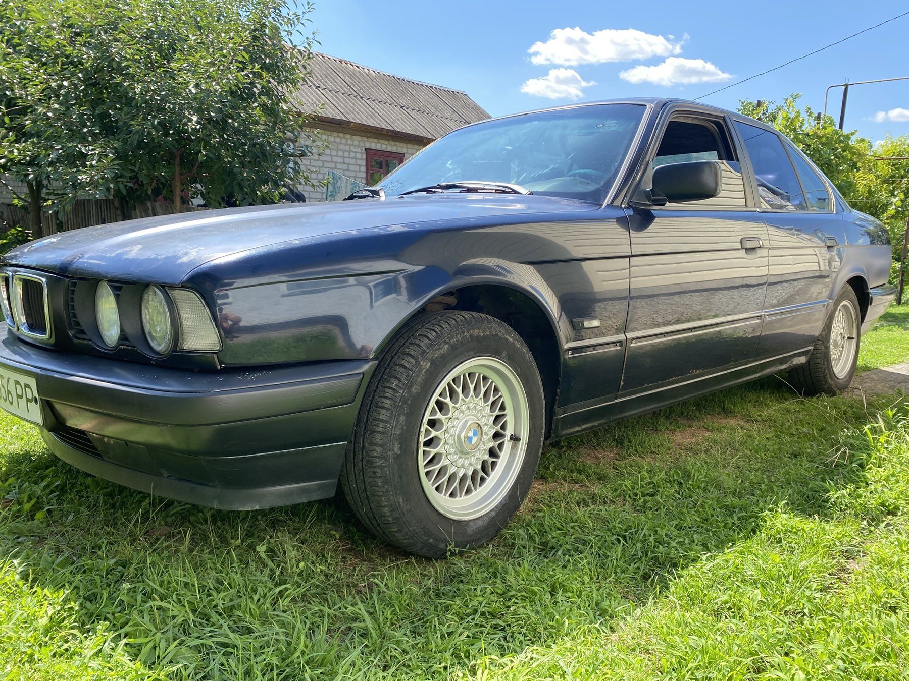 Продам BMW 5серія е34