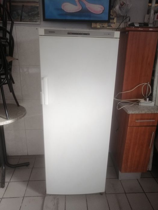 Arca vertical Siemens 6 gavetas impecável