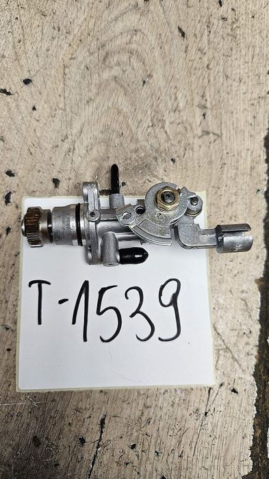 Mechaniczna pompa oleju skuter 2T