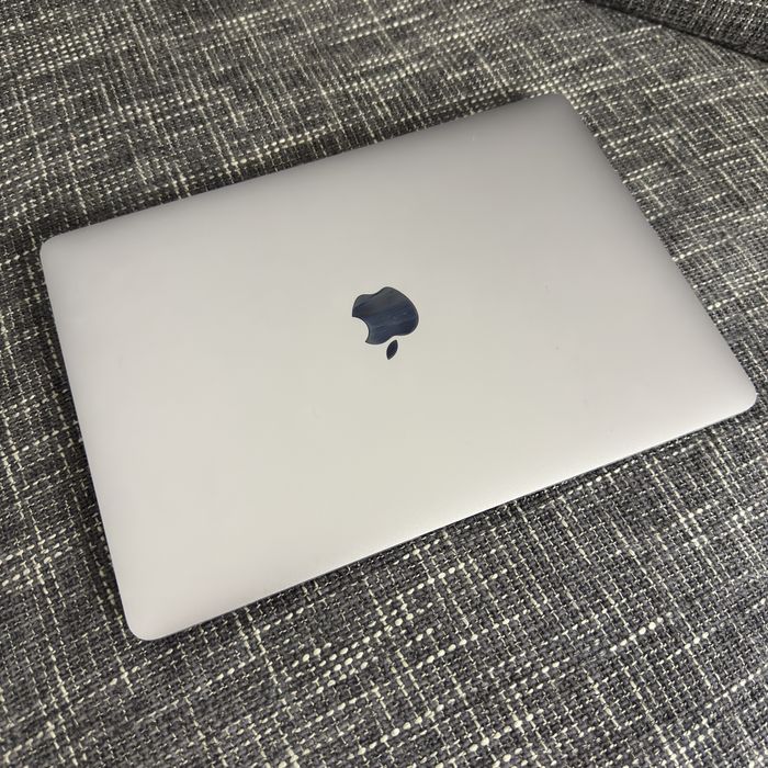 Macbook Air 2020 m1 256gb 8gb 13 inch