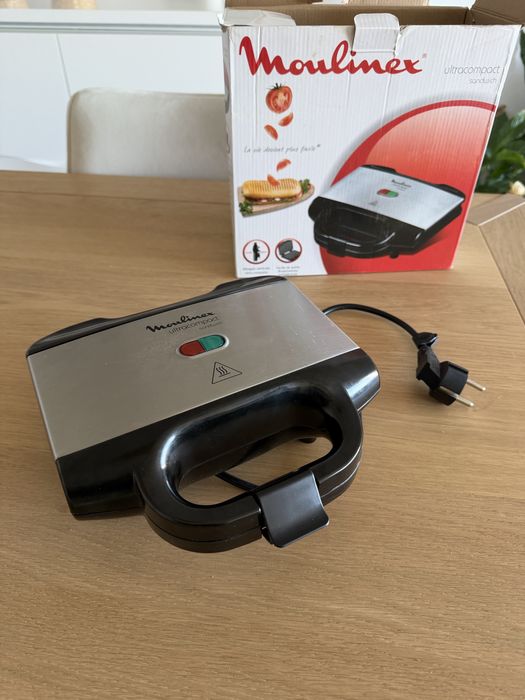 Sanduicheira Moulinex ultracompact