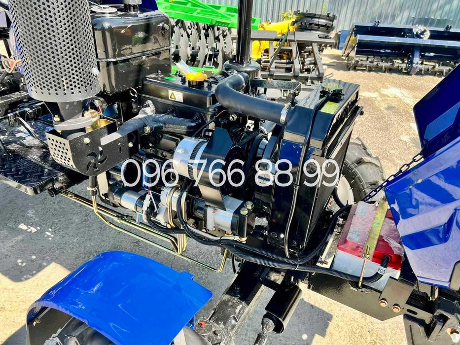 В наявності Трактор Синтай ХТ 244L XINGTAI  BULAT Новий