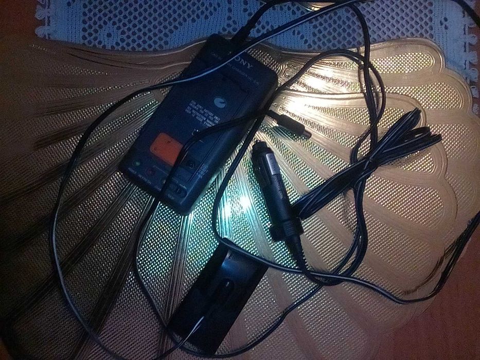 Sony DC-S10 car battery charger