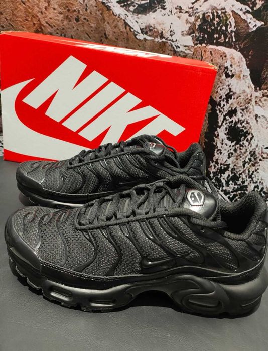 "Buty Trampki" Nike_Air_Max_TN_Plus_Black_R.36
