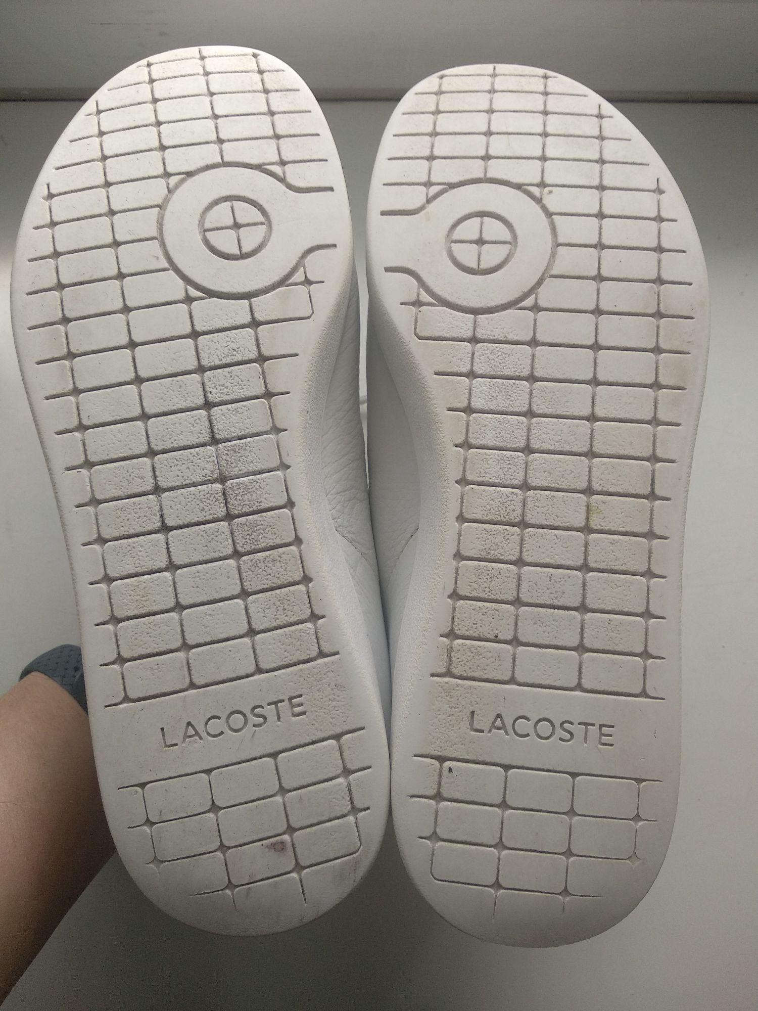 Кросівки Lacoste, шкіра, р. 38,5-39