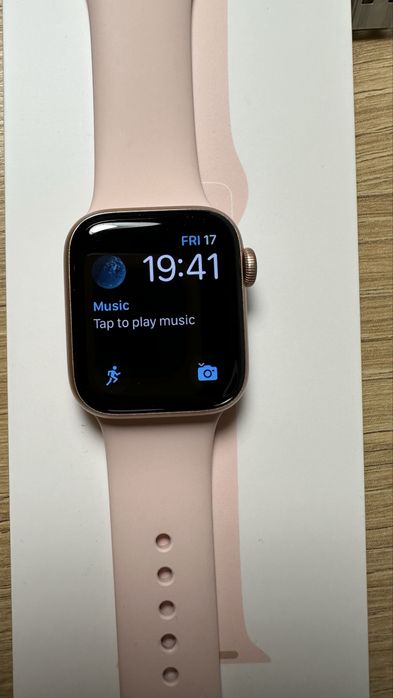Apple watch 5 (44 мм)
