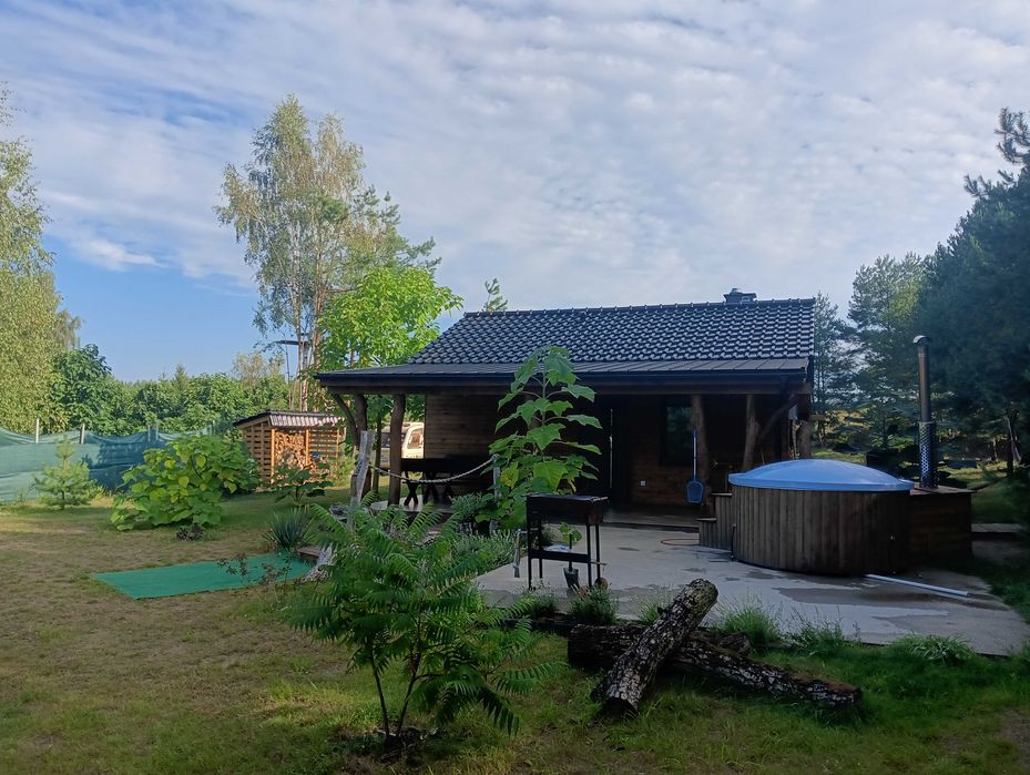 Domek parterowy z sauną jacuzzi na wyłączność.  Blisko Lasy , Jeziora,