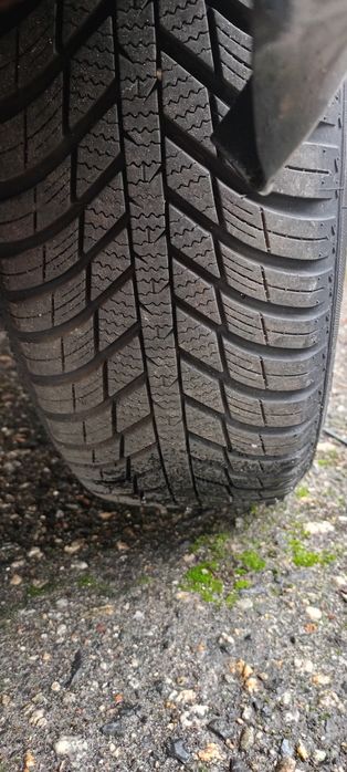 Opony Nexen 195/65R15 8mm wielosezonowe