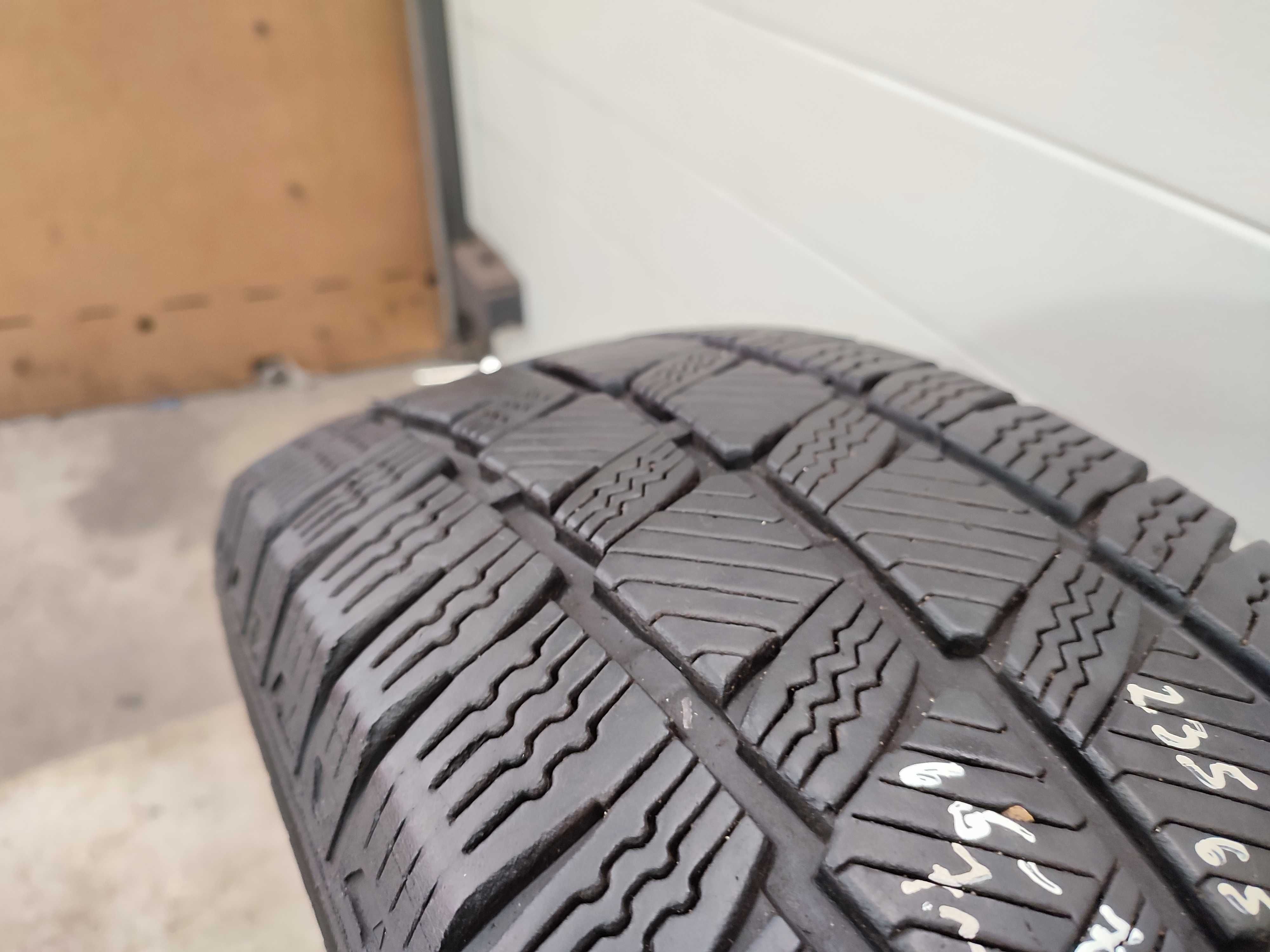 Opony opona zima Sunfull SF-W05 235/65 R16C dot 2017 6,5-7mm