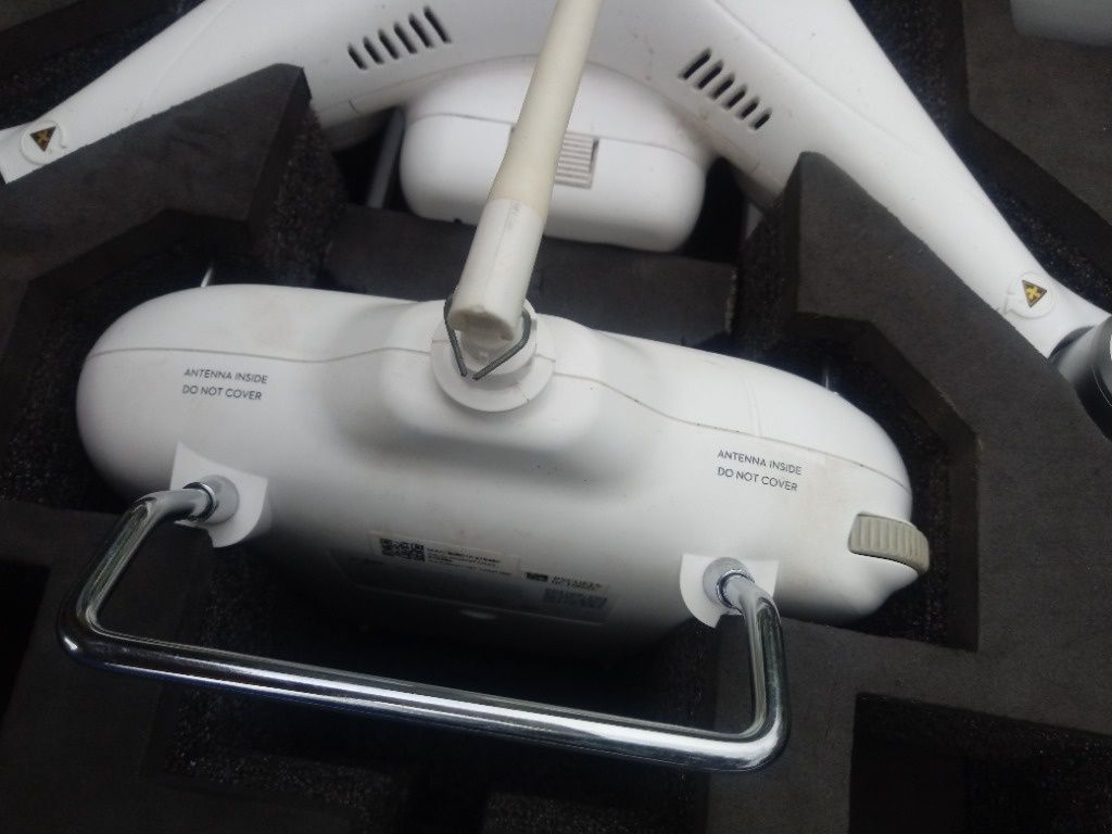 Dron DJI Phantom 3 standard używany sprawny zestaw