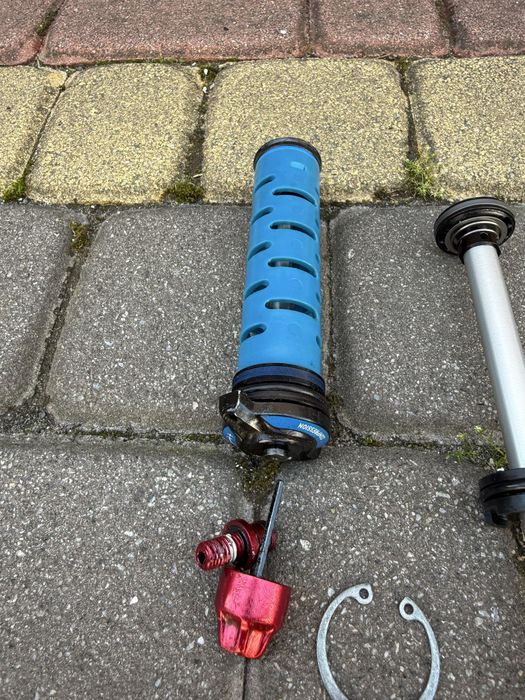 Комплект Rock Shox Yari Lyrik A1+