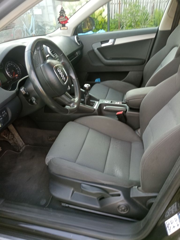 Ładne zadbane Audi a3