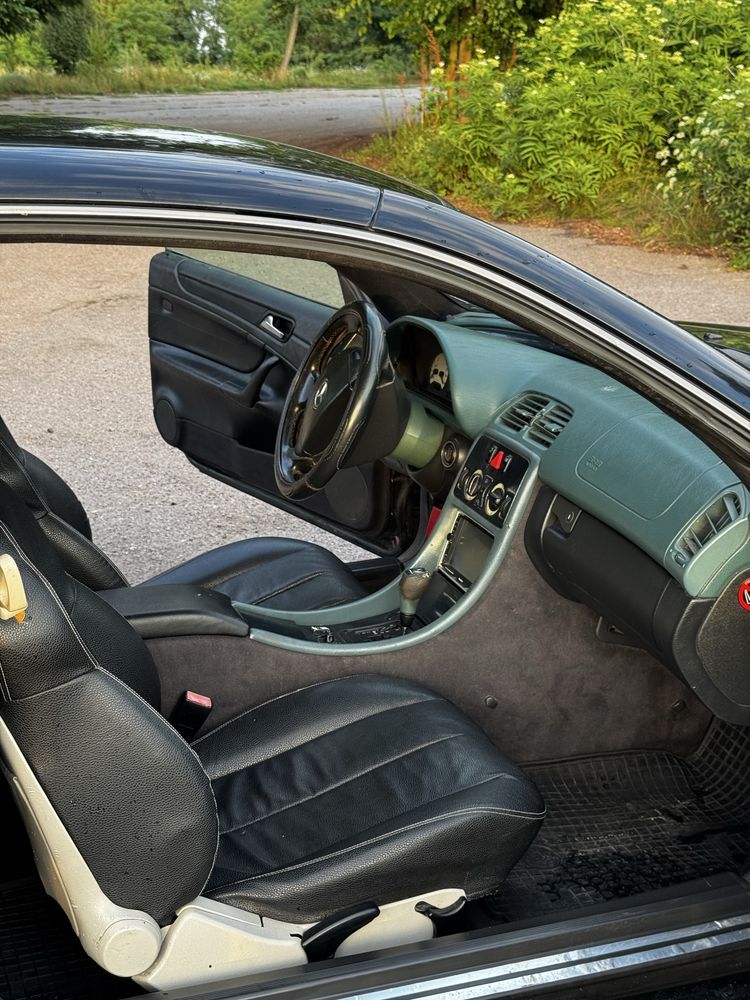 Продаж/обмін Mercedes-Benz CLK-200 у гарному стані