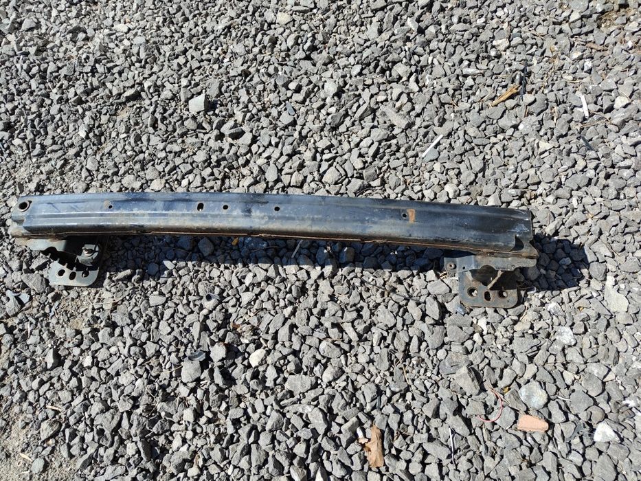 Belka przód ford Fiesta mk6