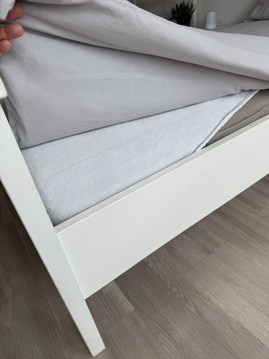 Camas indivuais Ikea ( valor para 2uni)