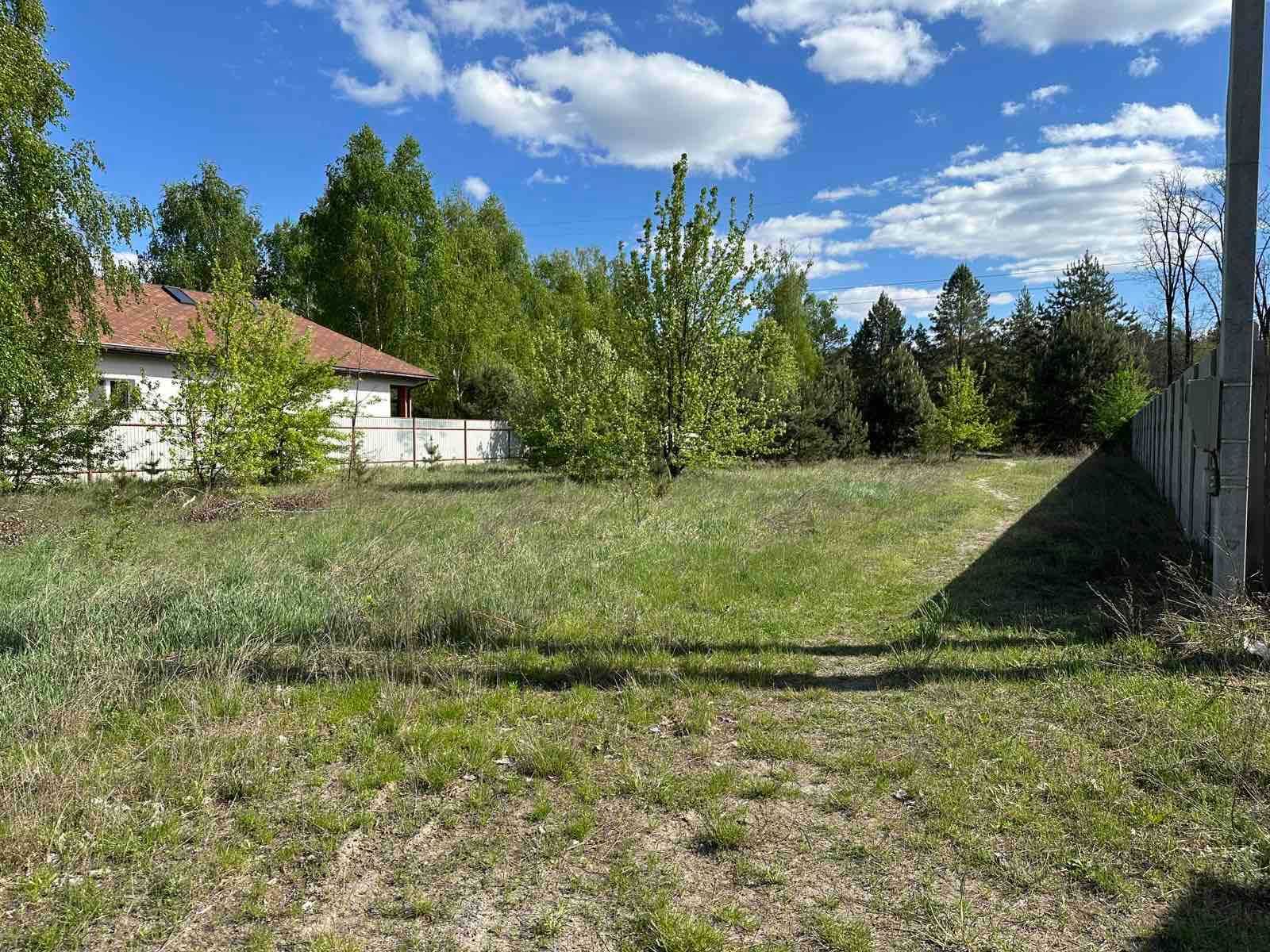 Продаж. Земельна ділянка під будинок, дачу з комунікаціями та проєктом