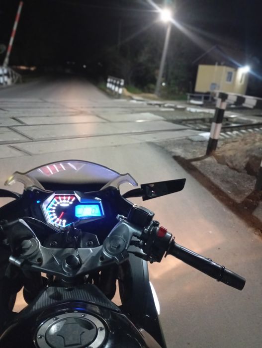 Продам мотоцикл LX LONKIN GS 2A 250