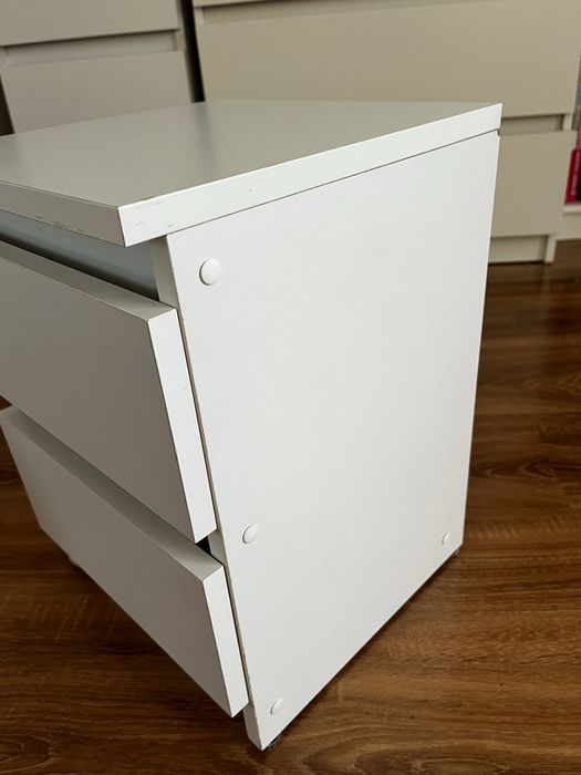 Szafka półka nocna z szufladami biała