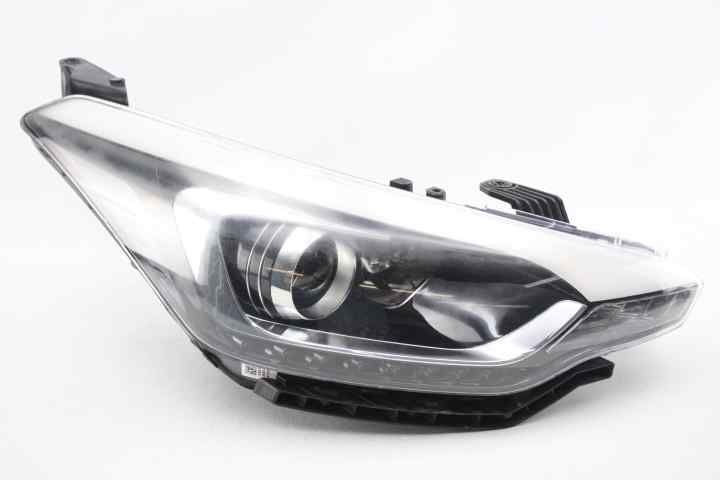Farol direito Hyundai I20 de 2014 a 2018 | 92102C8200