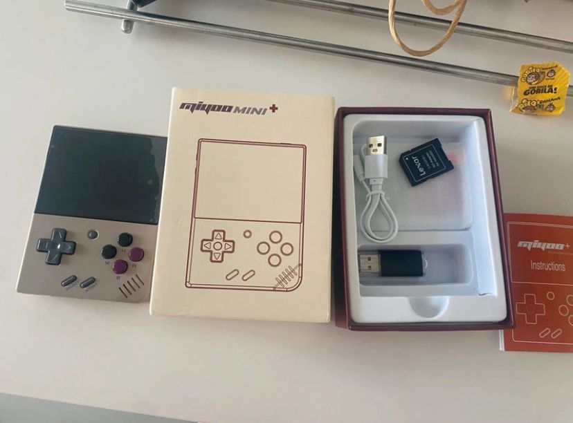 Consola portátil Miyoo Mini plus