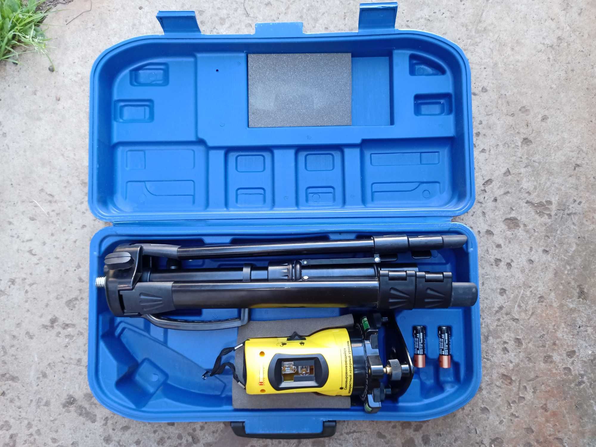 Лазерний рівень HTools 29B909