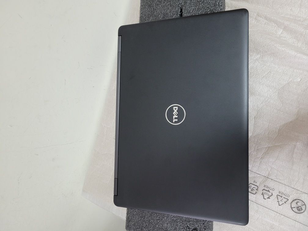 Ігровий ноутбук Dell Latitude 5480 FHD IPS i5-7440HQ/16/256/NVidia 930