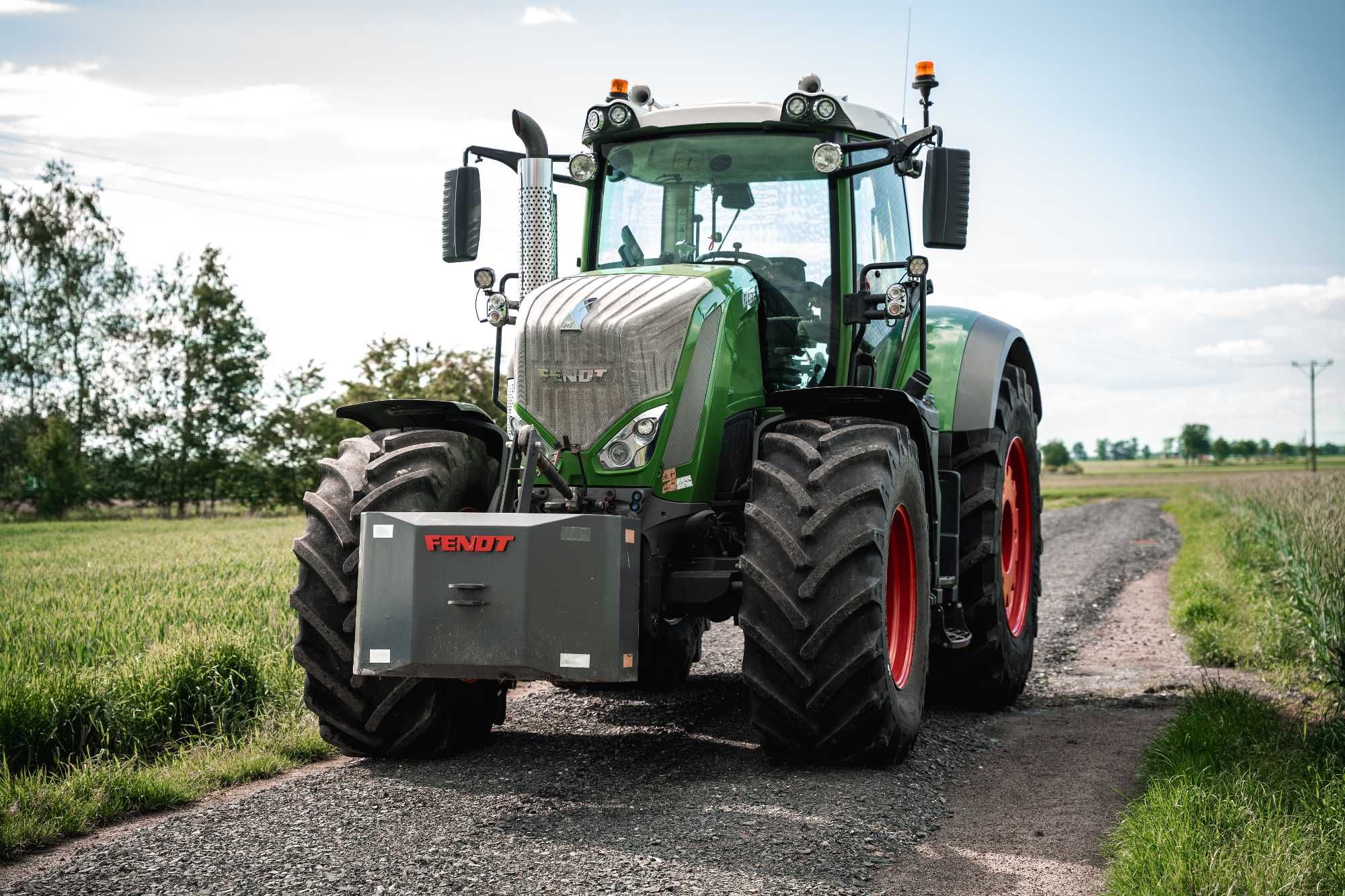FENDT 828 vario profi plus