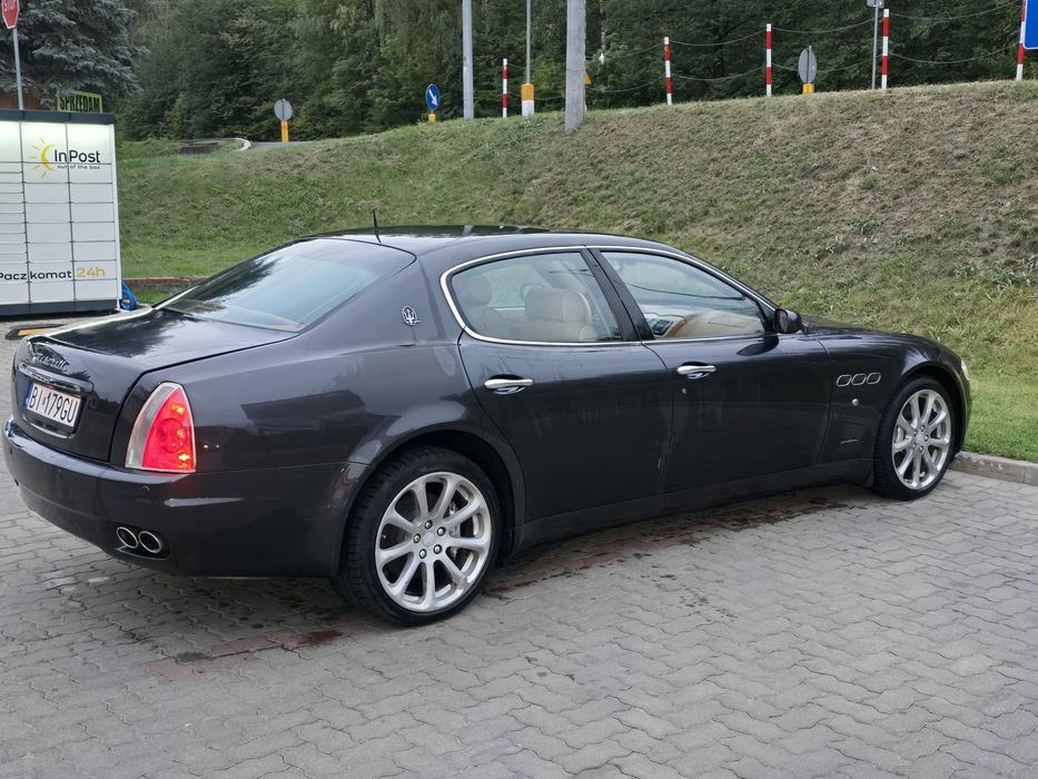Maserati Quattroporte silnik V8