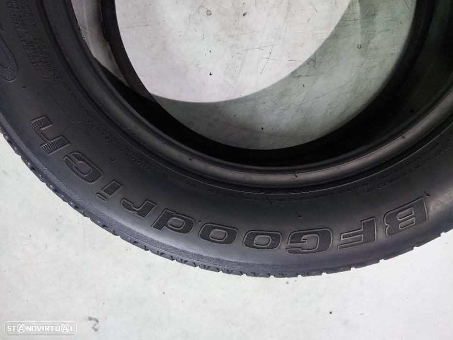 2 pneus semi novos 215-60r16 bf goodrich - oferta dos portes 85 EUROS