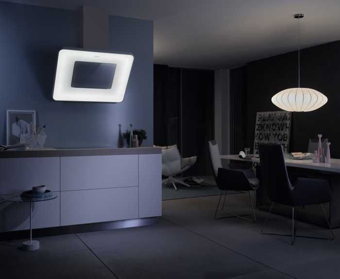 Настінна декоративна витяжка DA 6996 W Miele