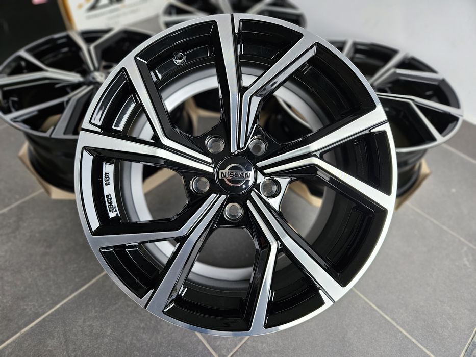 Nissan 17 " Nowe 5x114,3 Qashqai Juke Rogue Townstar Felgi Czarne