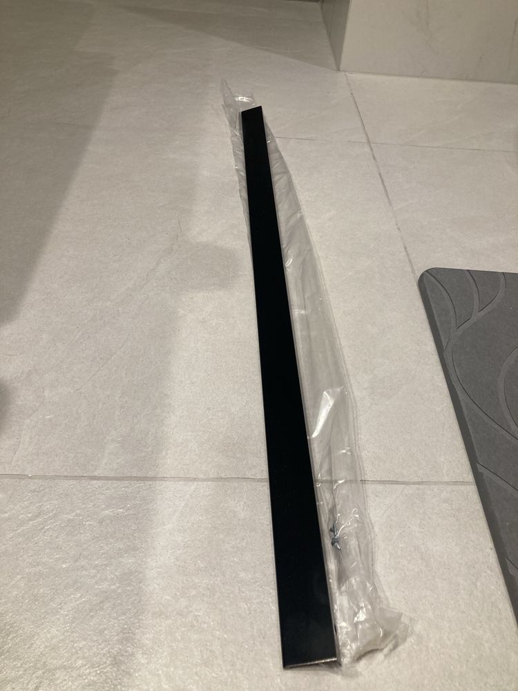 Uchwyt Do Szafki Łazienkowej Elita Look 80 Cm Czarny Mat
