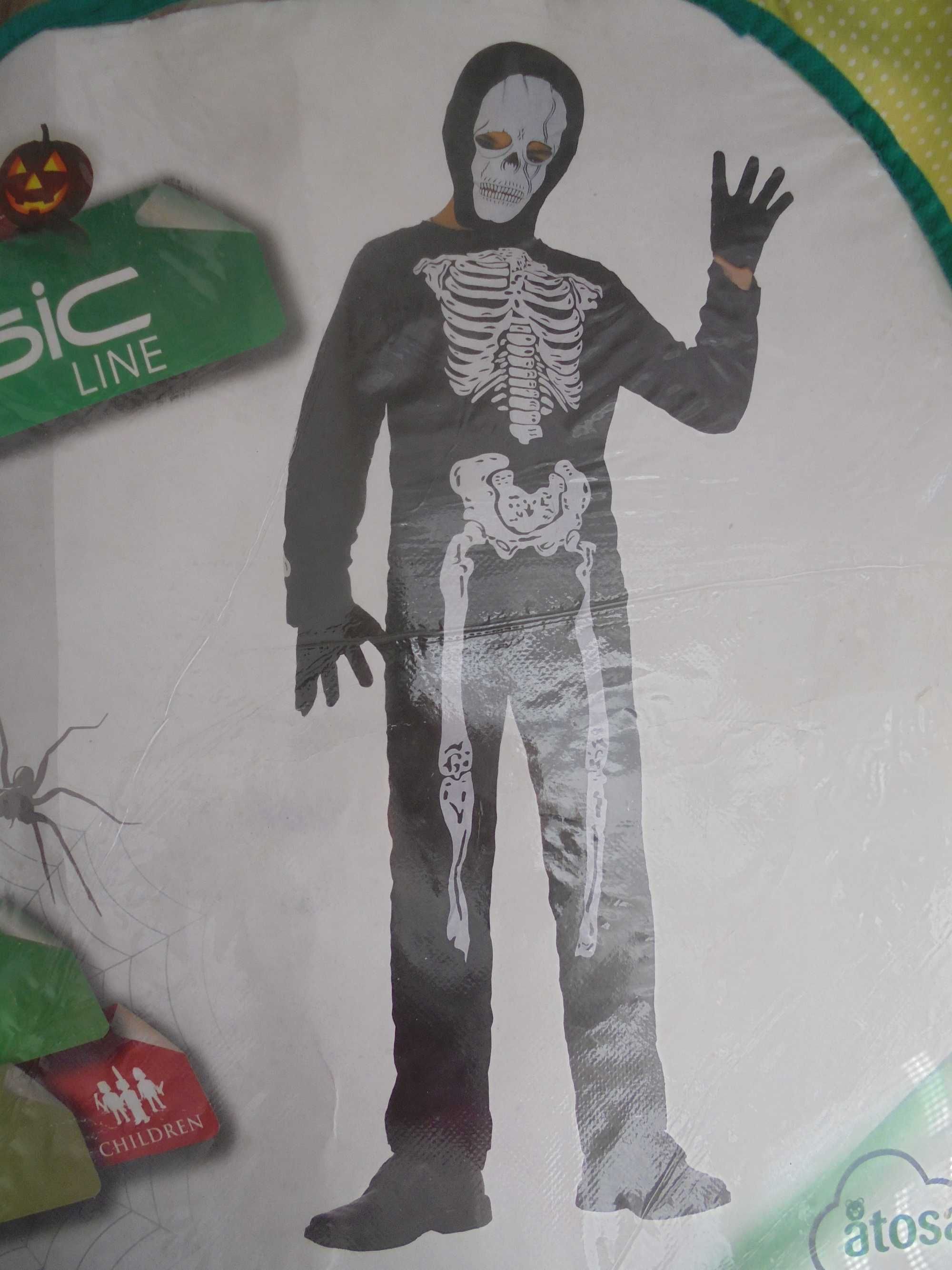 fato de Carnaval de menino o esqueleto